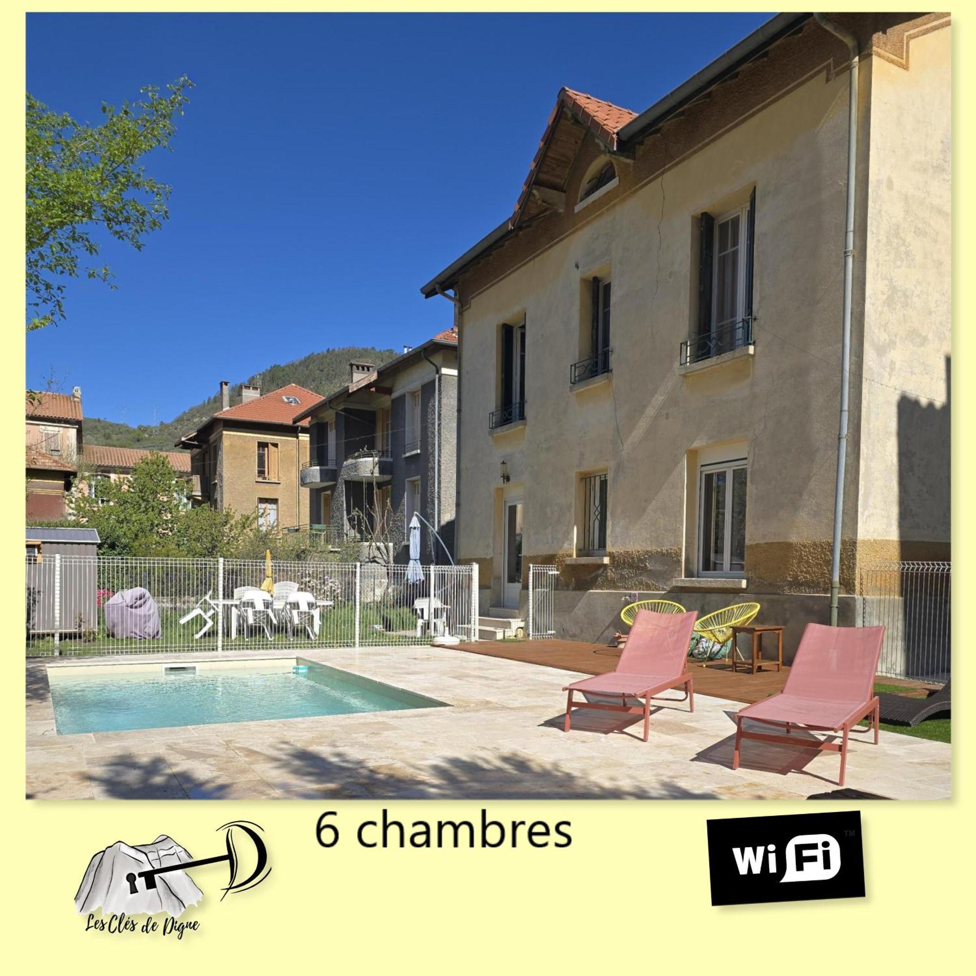 Tres Bel Appartement Avec Piscine 디뉴레뱅 외부 사진